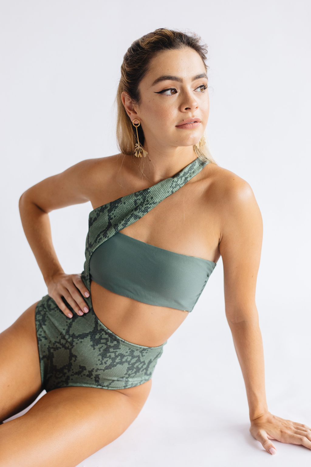 Coralito Earrings - Image 2