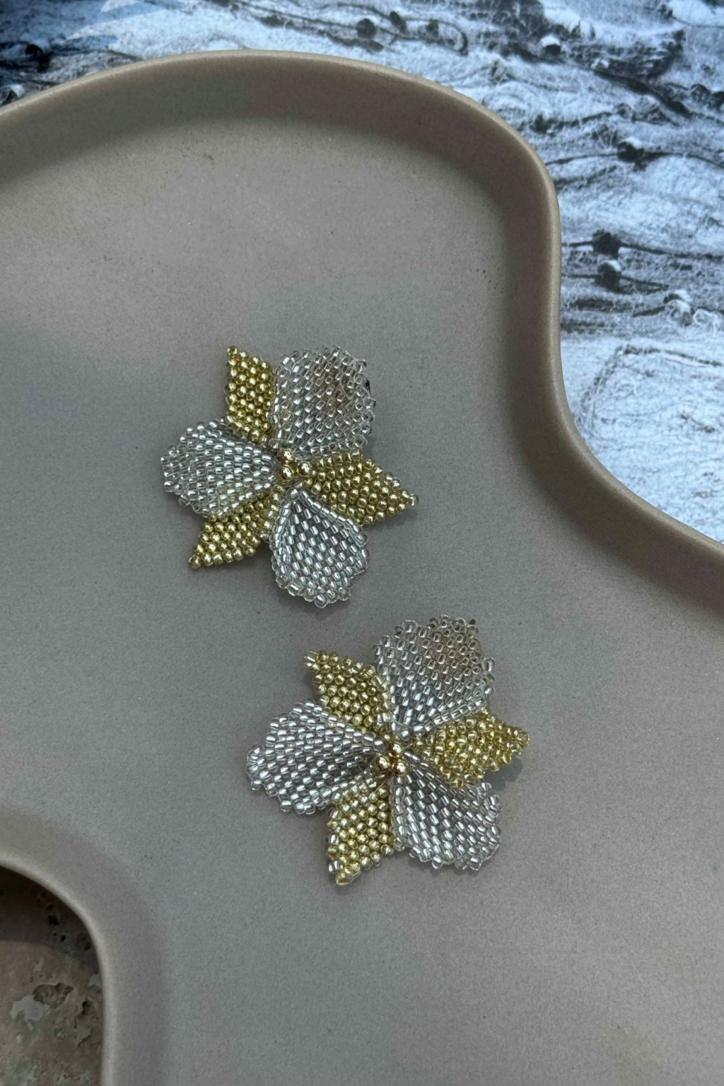 Pascua Earrings [Gold/SIlver] - Image 2