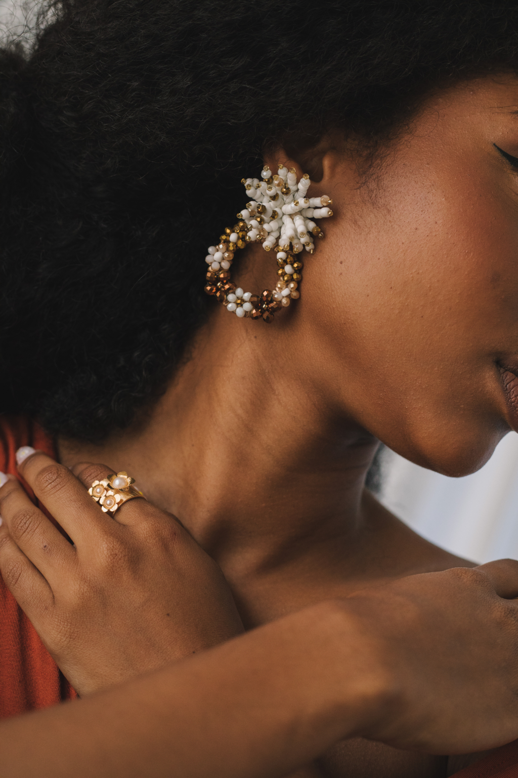 Bombona Earrings [Beige]