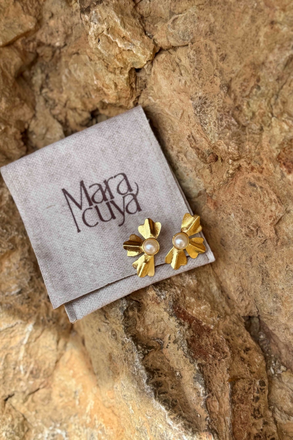 Zenda Earrings