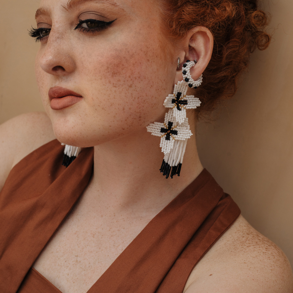 Dalma Ear Cuff [Black & White]