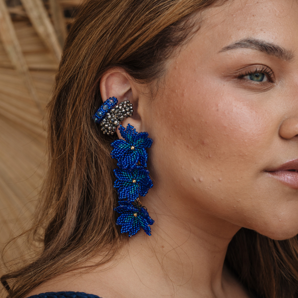 Dalma Ear Cuff [Blue]